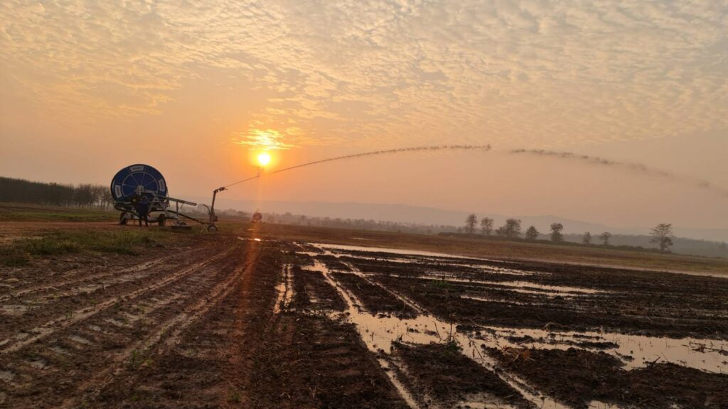 การจัดการและควบคุมอากาศในระบบชลประทานแบบสายยางม้วน